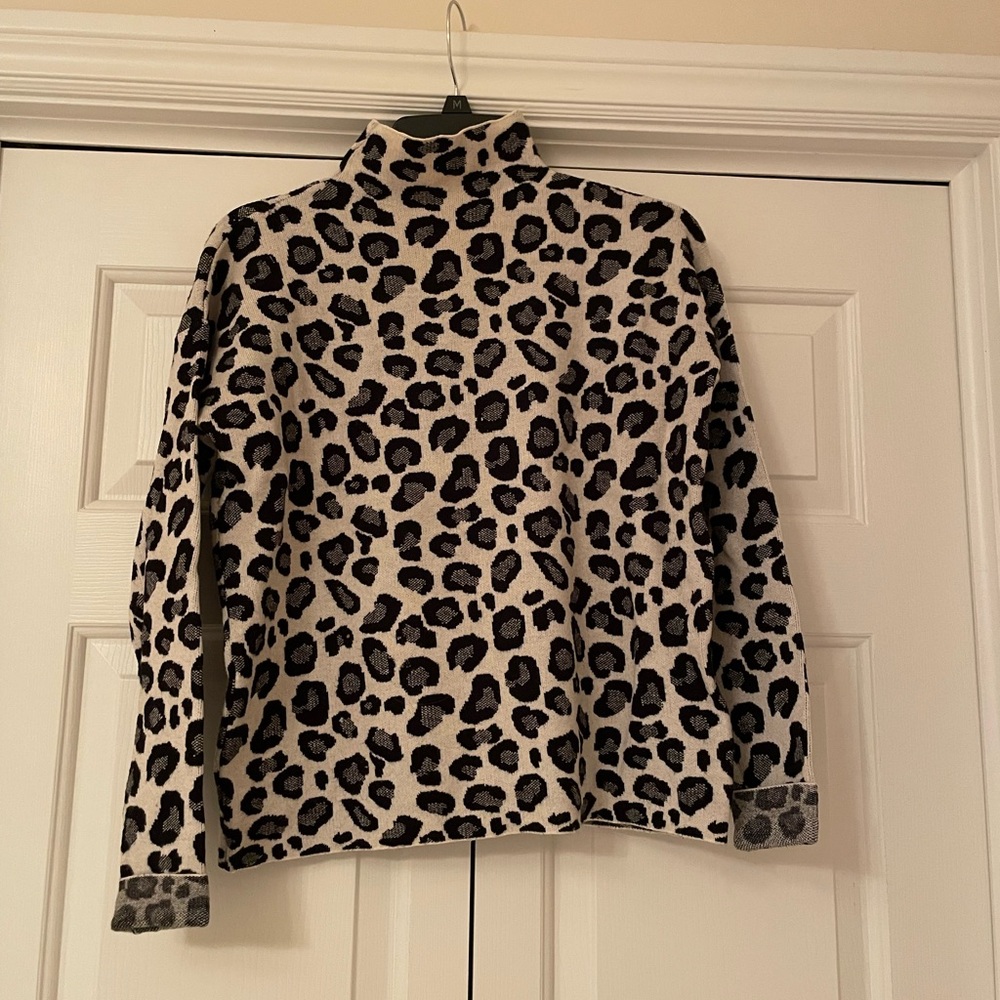 Tahari Leopard Print Sweater - Black and Cream